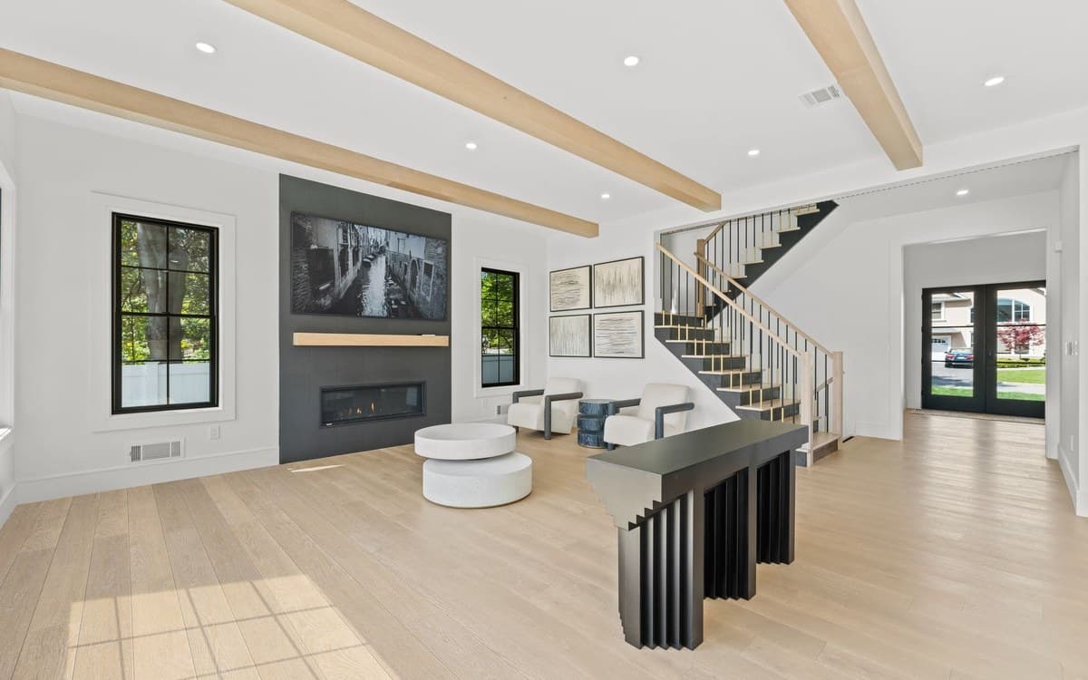 Open-plan living, Bergen County.